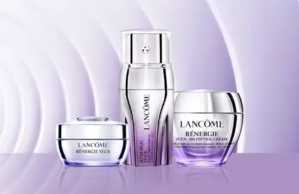 Productos de la linea Renergie de Lancome para el cuidado de la piel, mostrados en un formato movil con enfasis en la accion reafirmante.
