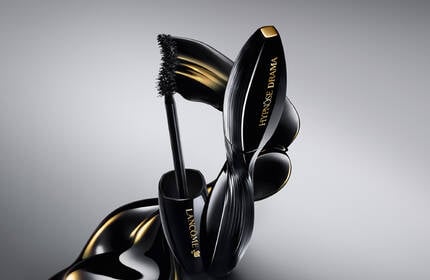 Mascara de pestanas Lancome, disenada para proporcionar volumen, longitud y definicion a las pestanas para una mirada impactante.