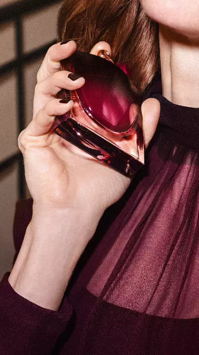 Fragrance illustration with La vie est belle very cherry - Lancome