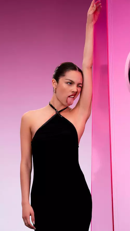 Idole Fragrance beauty visual - Lancome