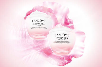 Crema hidratante Hydrazen de Lancome, presentada en un ambiente fresco y relajado.
